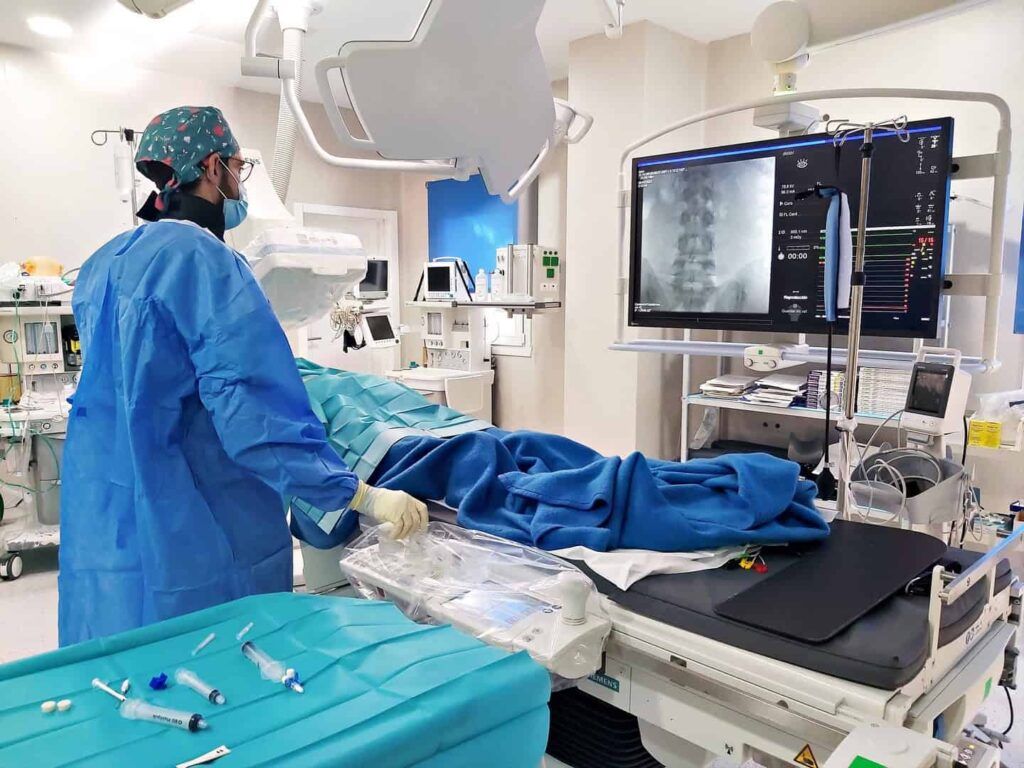 Procedimientos ambulatorios con alta médica en horas.